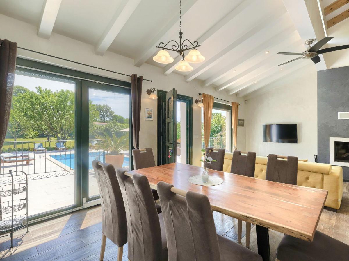 Holiday Home Villa Bernard By Interhome Ровинь Экстерьер фото