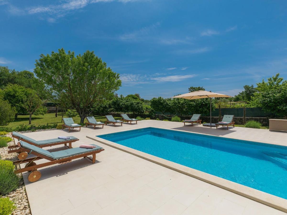 Holiday Home Villa Bernard By Interhome Ровинь Экстерьер фото