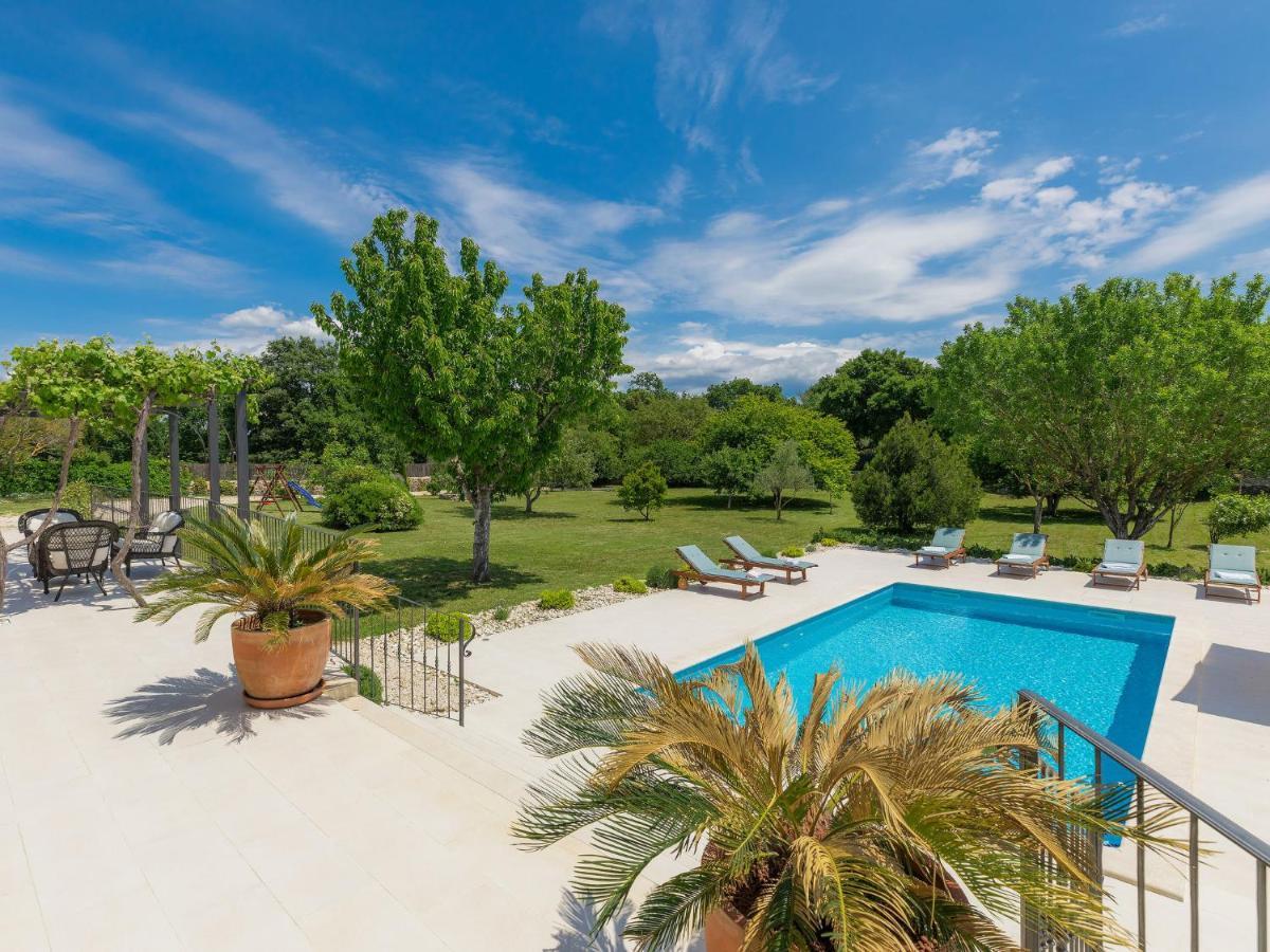 Holiday Home Villa Bernard By Interhome Ровинь Экстерьер фото