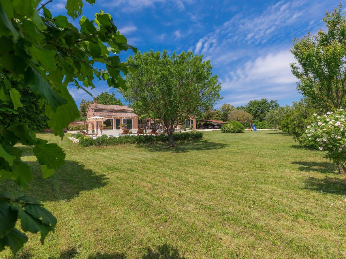 Holiday Home Villa Bernard By Interhome Ровинь Экстерьер фото